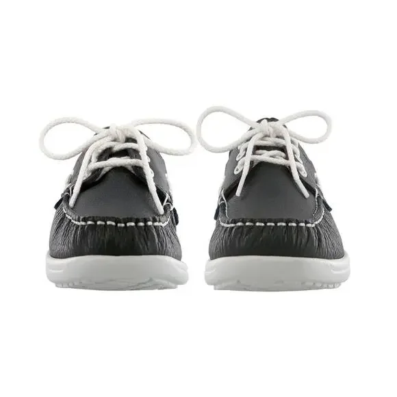 SASSize 7 Catalina Lace Up Boat Shoe Tripad Comfort Made in USA Navy